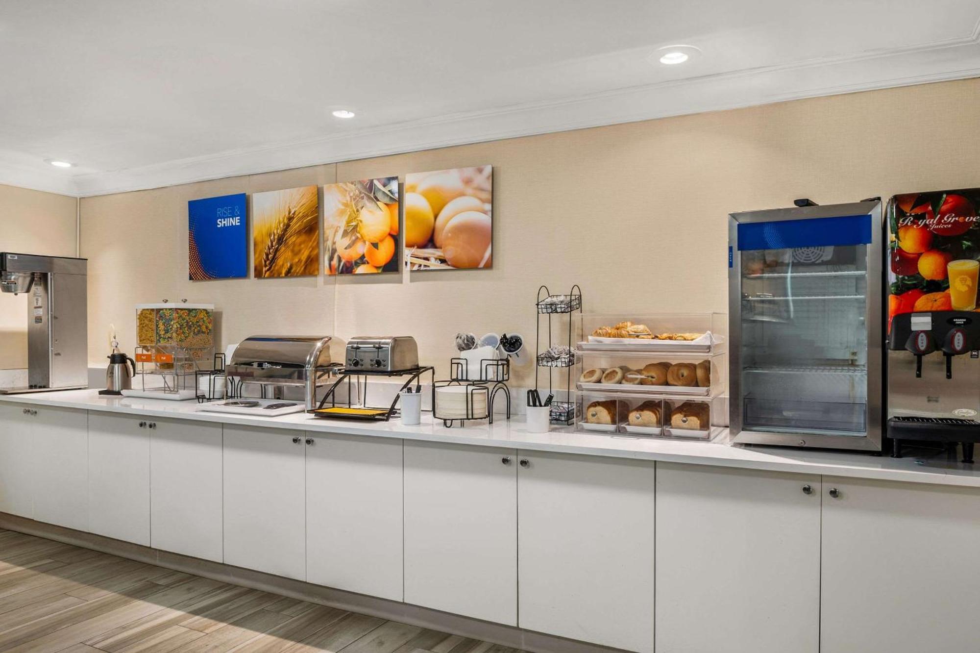 Comfort Inn Oceanside Диърфийлд Бийч Екстериор снимка