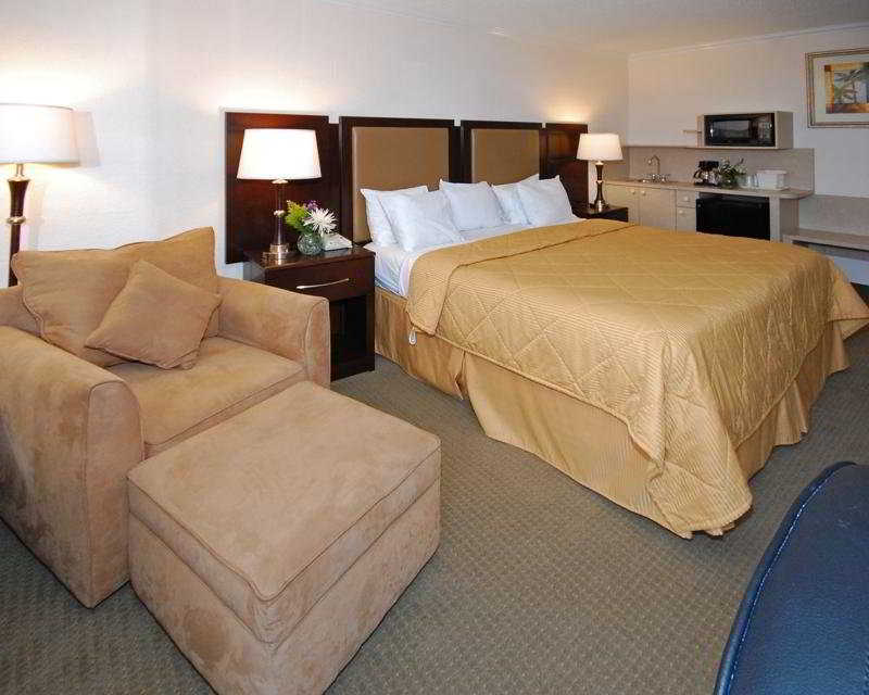 Comfort Inn Oceanside Диърфийлд Бийч Стая снимка